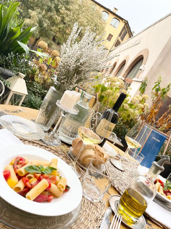 Dolce Vita Santo Stefano Верона Екстериор снимка
